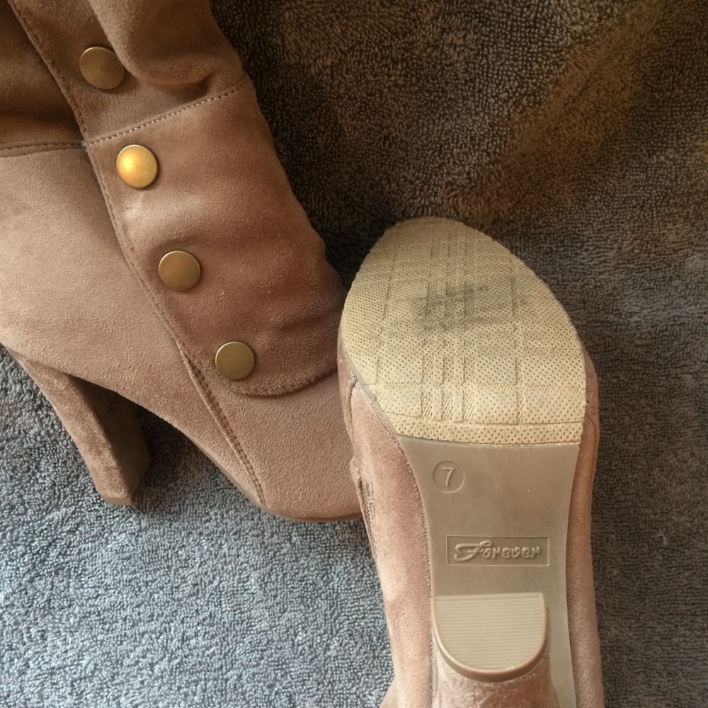 Forever Boot - Picture 2 of 2
